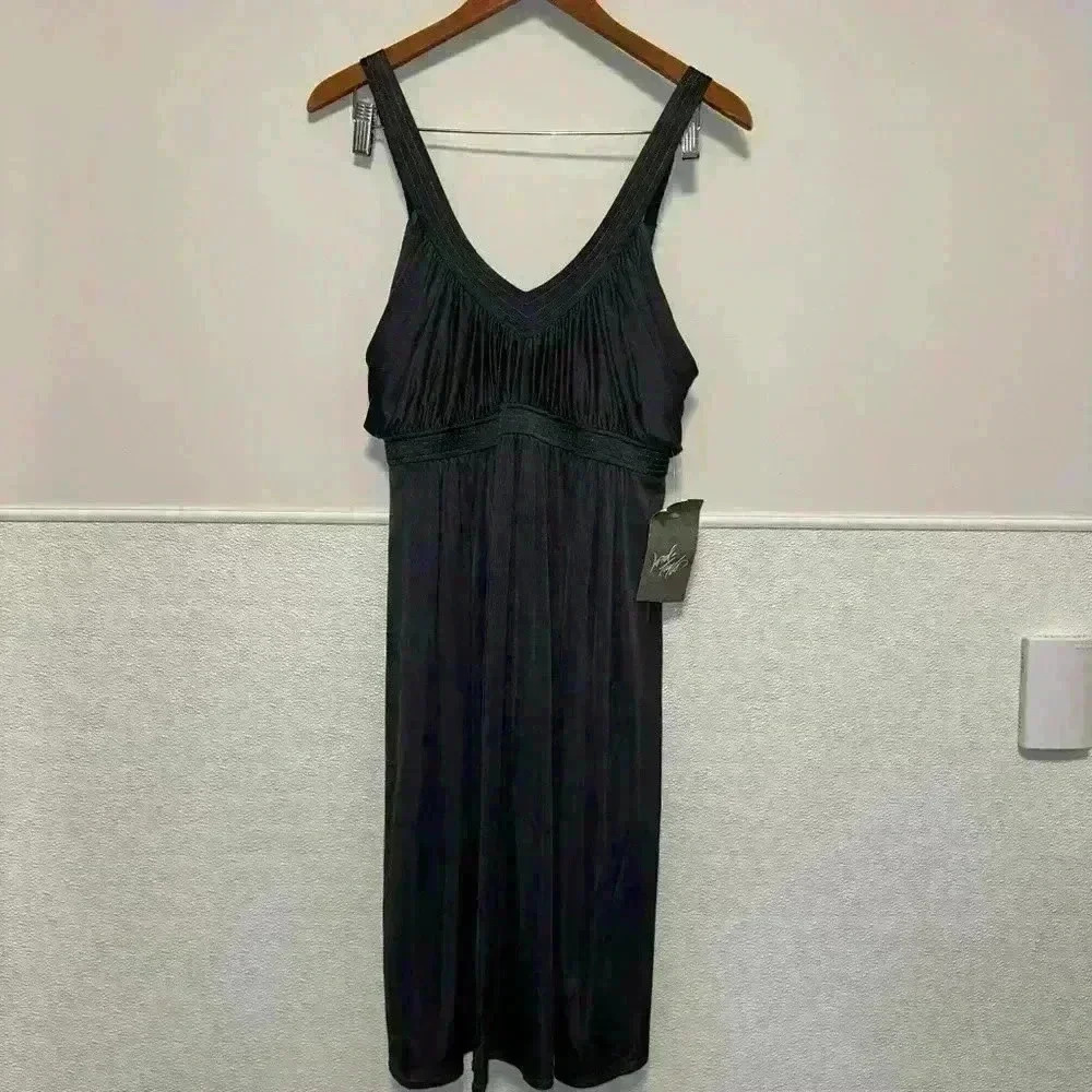 NWT! Lord & Taylor Tags / BCBGMAXAZRIA Black Dress Size 10 MSRP: $220